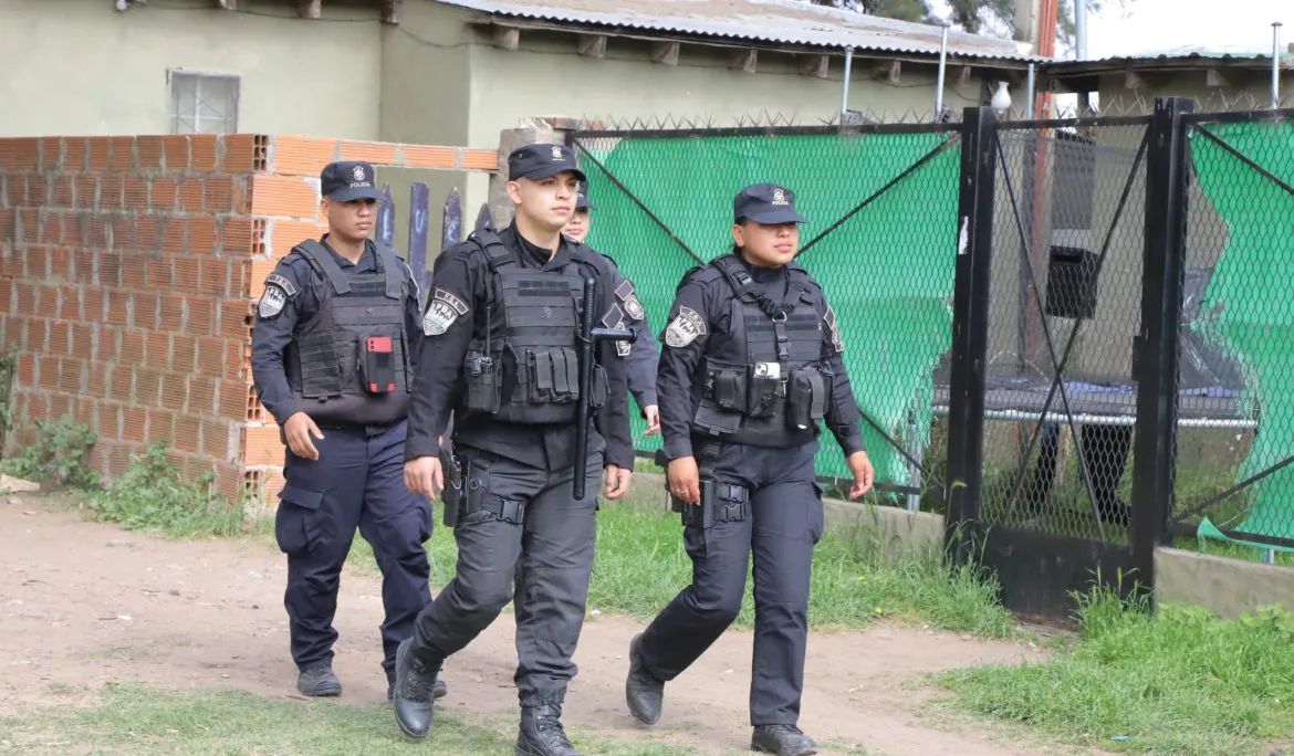 NUEVO-OPERATIVO-DE-SEGURIDAD-DE-LA-FBA-EN-MONTE-GRANDE-SUR-scaled-1170x684