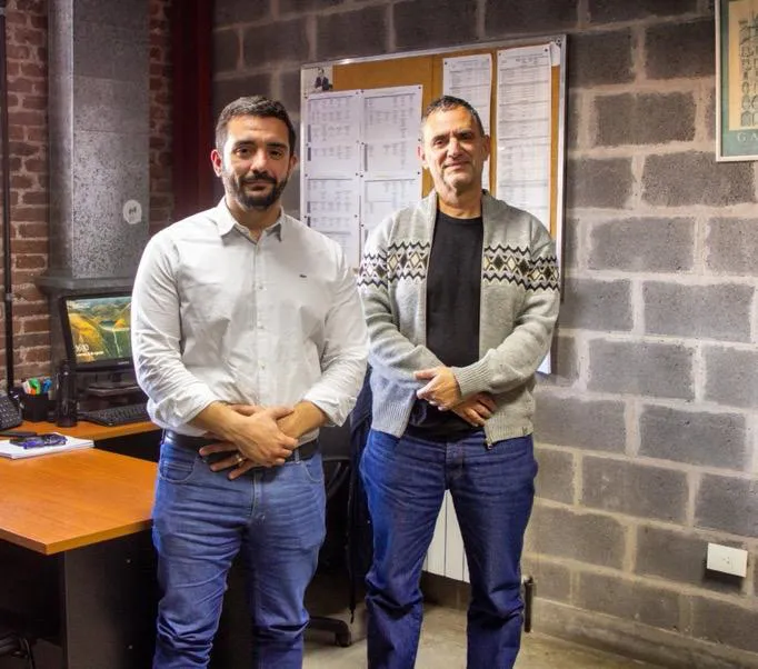 b542ca9f-125c-401a-8d90-1c1c318eb0cc