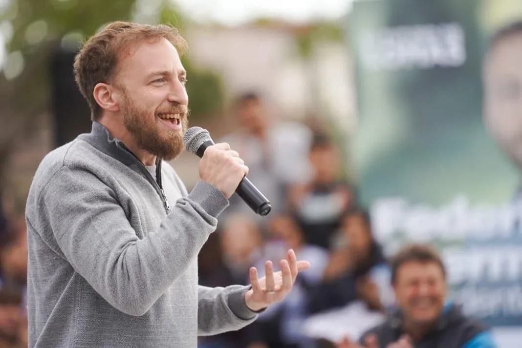 c8e547ee-6599-4924-8171-235c6a7fbfcd