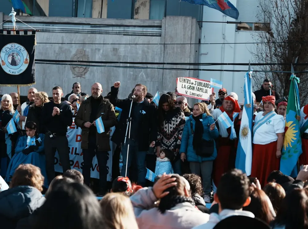 8565ca2b-4b18-4634-8de3-a78c966cbb7f