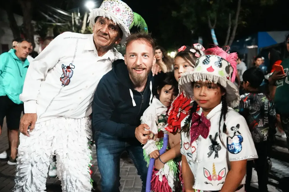 Imagen de WhatsApp 2024-02-24 a las 23.32.03_a19e464b