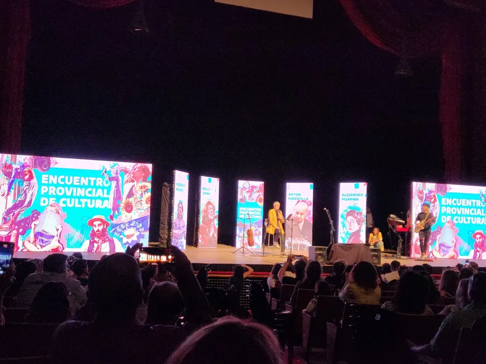 1acd3530-597d-47f2-9b3f-c91401afedef