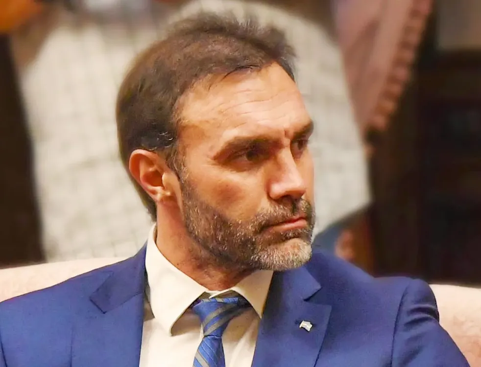 multimedia.grande.b24ad7d2a1799275.Tk9UQSAxIFBPTMONVElDQV9ncmFuZGUud2VicA==