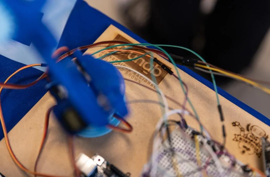 3f7715f7-4791-4746-abe5-3b7b9b114b0f