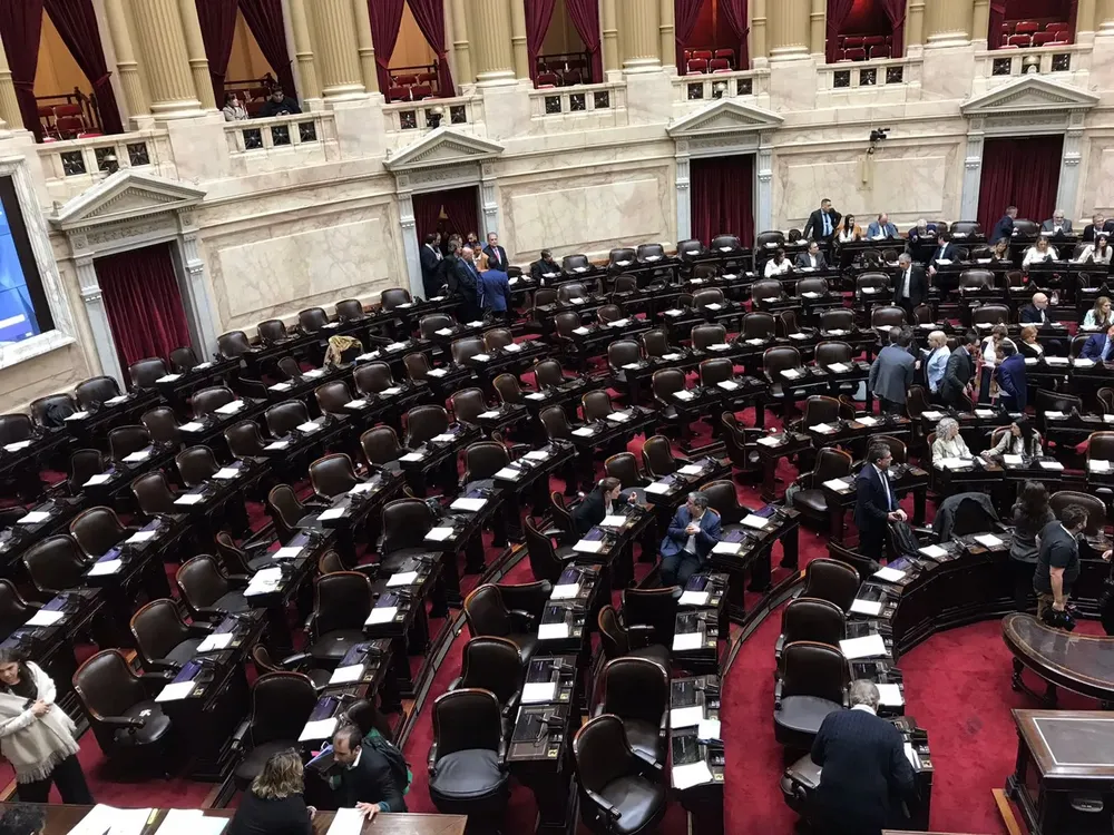 NOTA DIPUTADOS