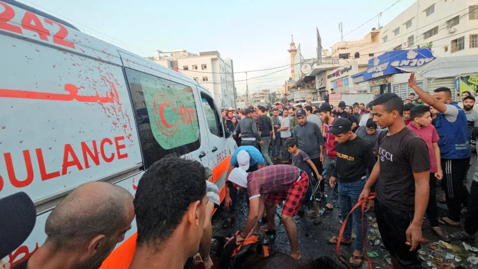 w980-p16x9-2023-11-03T162418Z_993516996_RC2Q54AUTRAO_RTRMADP_3_ISRAEL-PALESTINIANS-GAZA-HOSPITAL (1)