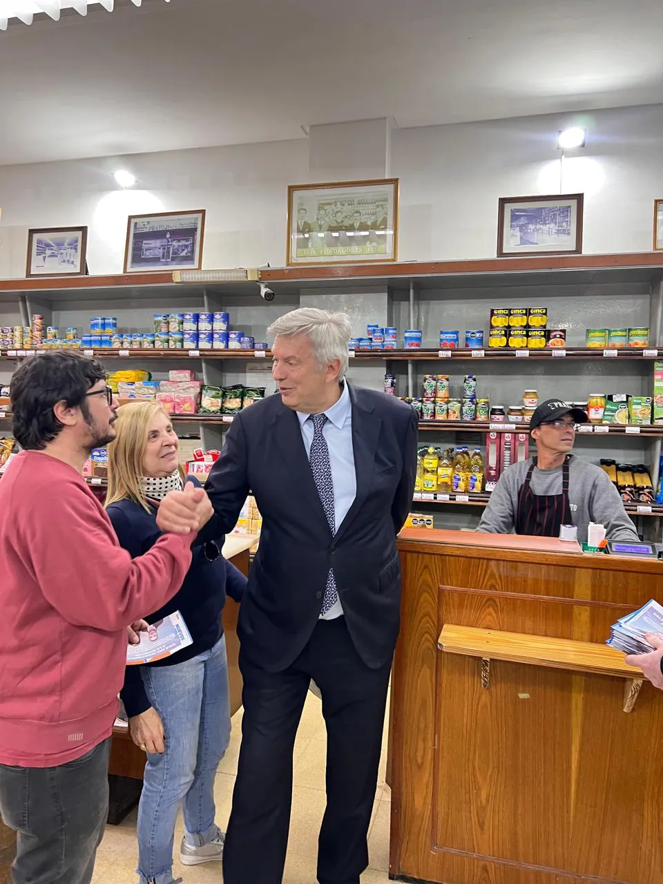 1fbdbbe3-781e-424e-8856-2e3e3ceb5831