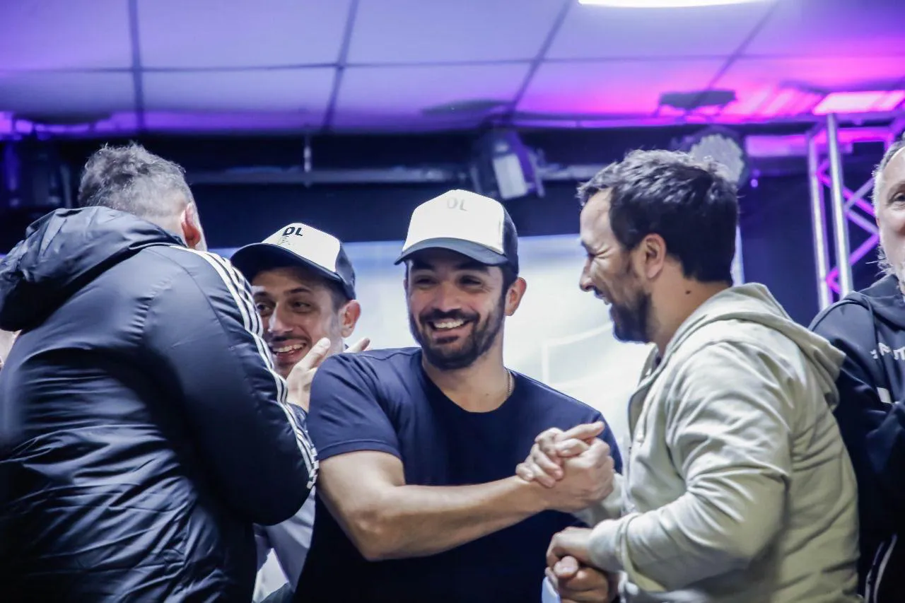 c4d89450-9383-4fb1-9b03-b940b16e7ba0