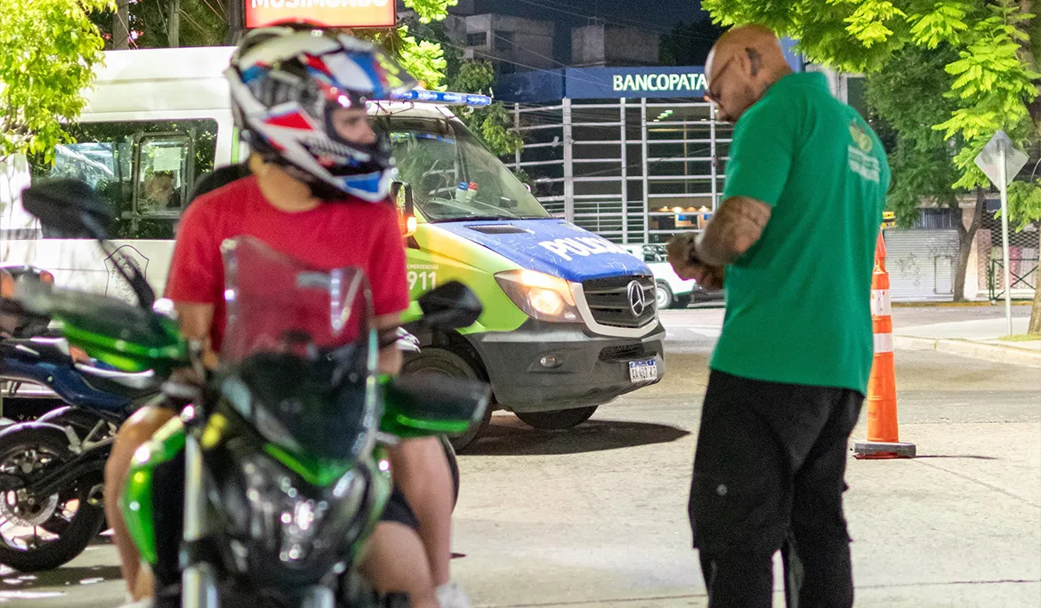 OPERATIVOS-DE-SEGURIDAD-Y-CONTROL-VEHICULAR-EN-MONTE-GRANDE-Y-EL-JAGUEL