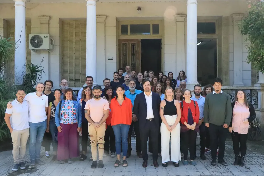 10b7b8d9-b977-4e92-8250-514ea1a1d48e