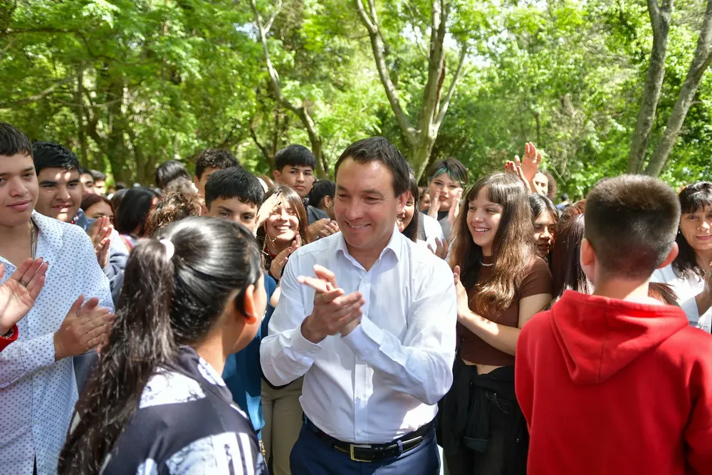 de54f3c7-180f-4e33-1ade-09799b601fd6