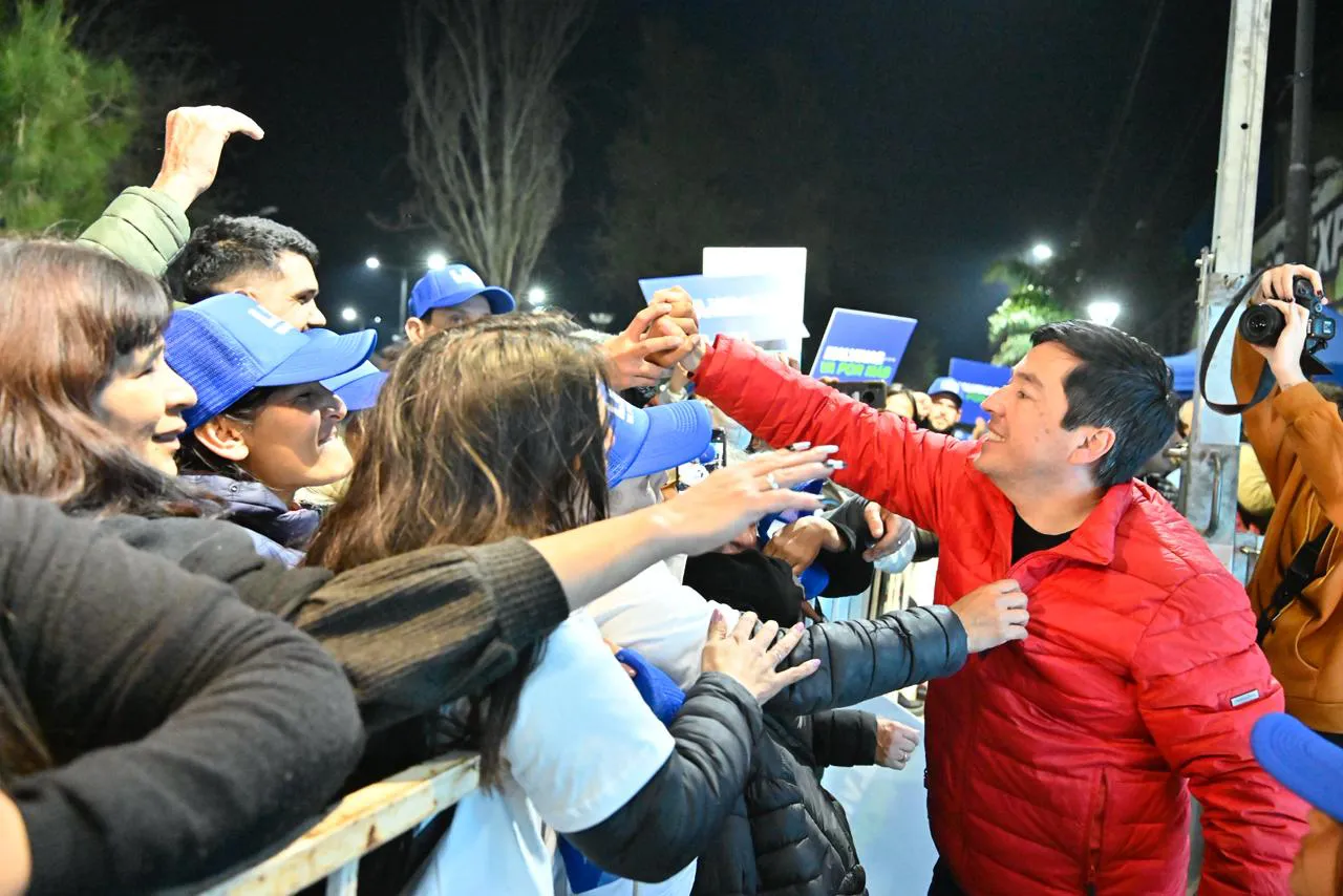 b2f66529-9544-4da8-9b60-26fd7b376a6f